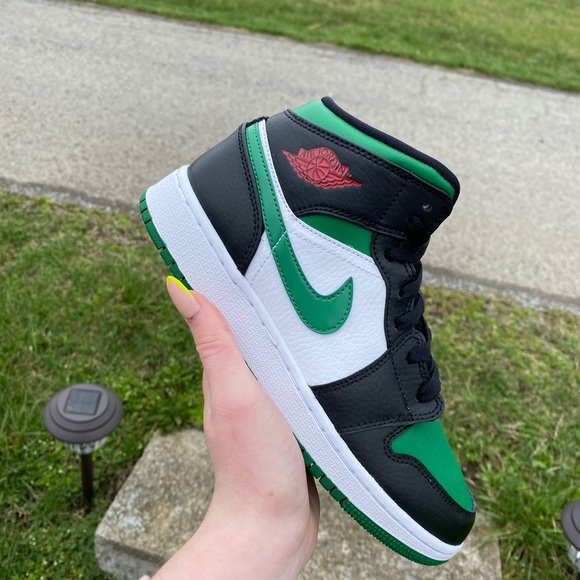 Pine green size 4 Clearance